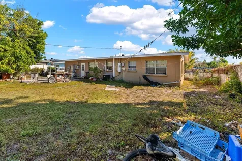 2612 22nd Street W Bradenton FL 34205