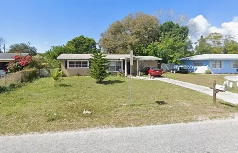 2612 22nd Street W Bradenton FL 34205