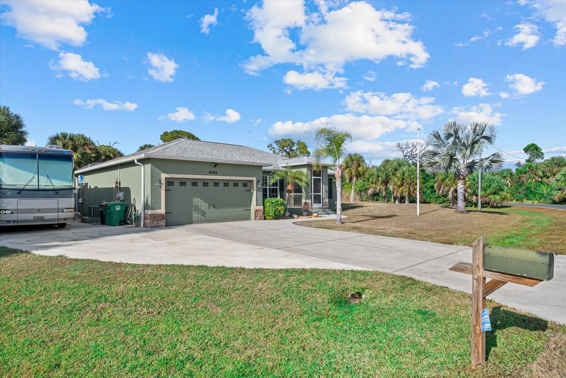 9266 Clewiston Terrace Englewood FL 34224