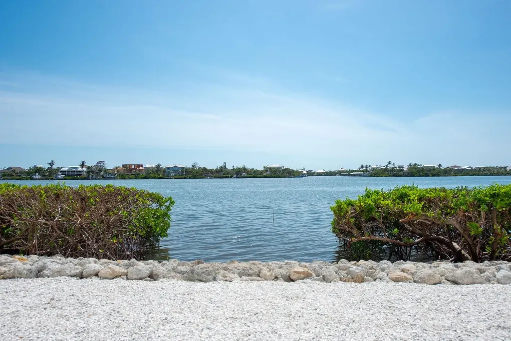 8005 Bay Pointe Drive Englewood FL 34224