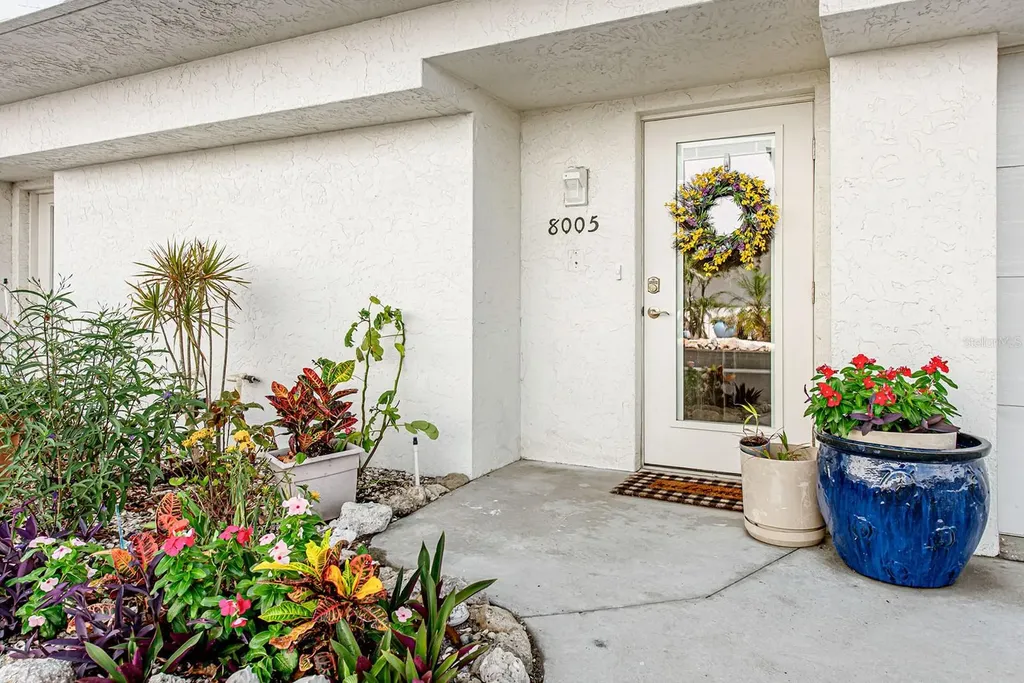 8005 Bay Pointe Drive Englewood FL 34224