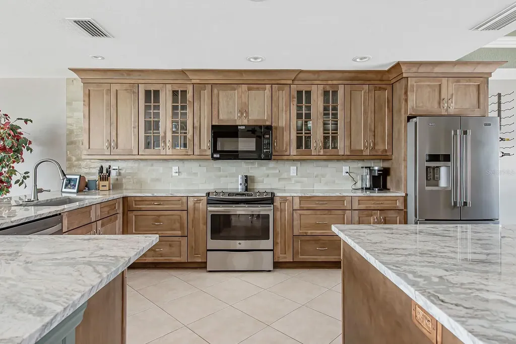 8005 Bay Pointe Drive Englewood FL 34224