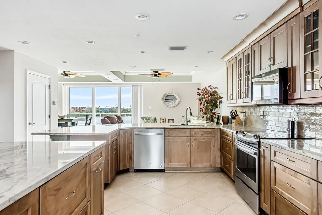 8005 Bay Pointe Drive Englewood FL 34224