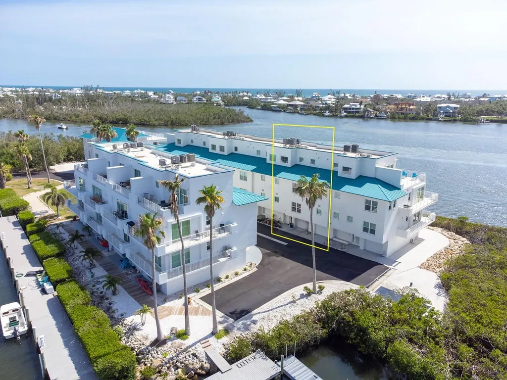 8005 Bay Pointe Drive Englewood FL 34224