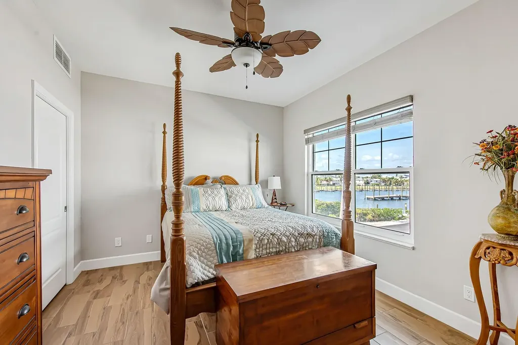 8005 Bay Pointe Drive Englewood FL 34224