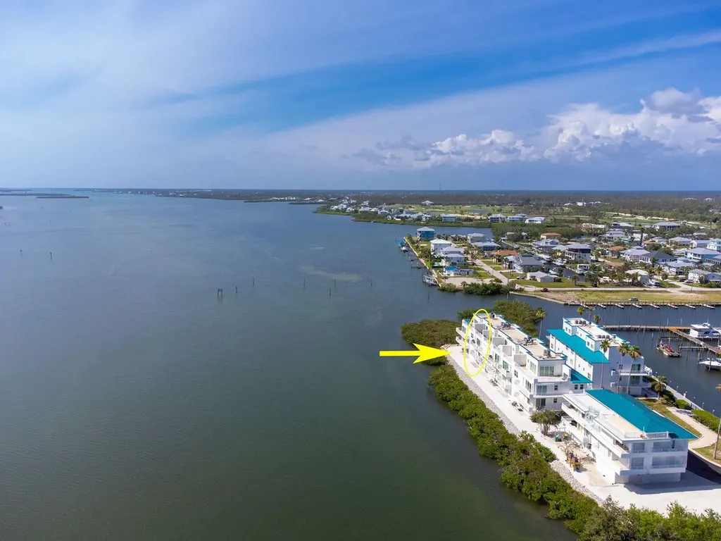 8005 Bay Pointe Drive Englewood FL 34224