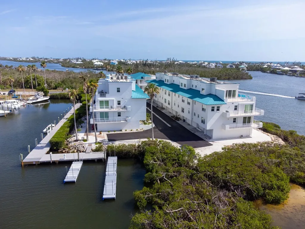 8005 Bay Pointe Drive Englewood FL 34224