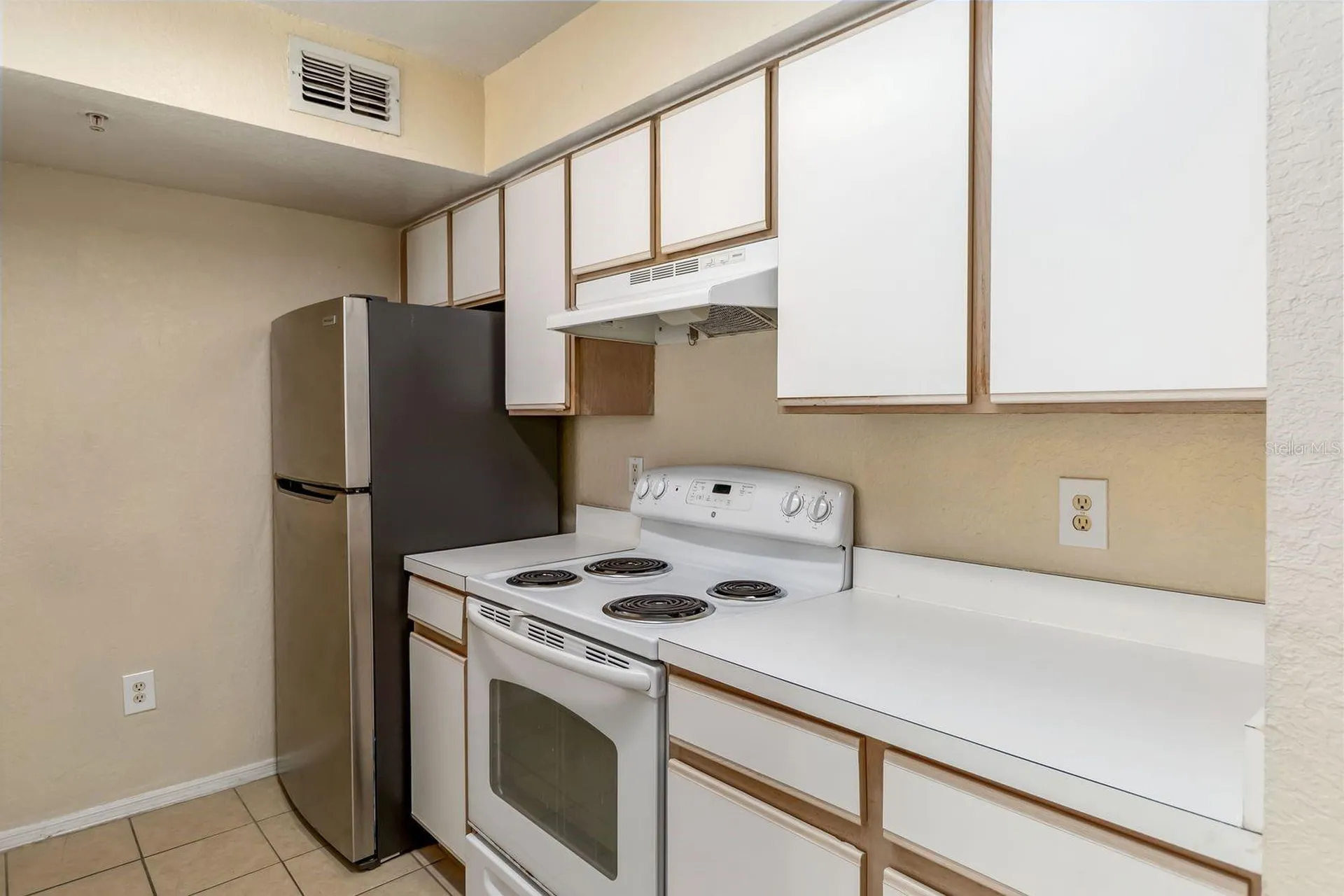 2217 Grand Cayman Court Kissimmee FL 34741