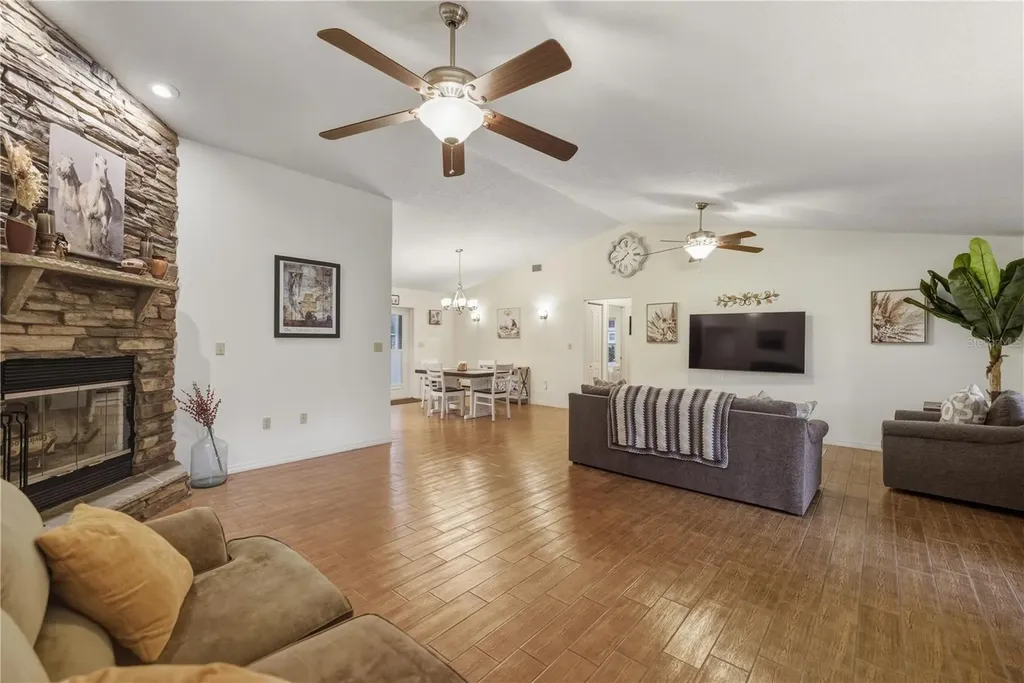 12028 S Pine Oak Terrace Floral City FL 34436