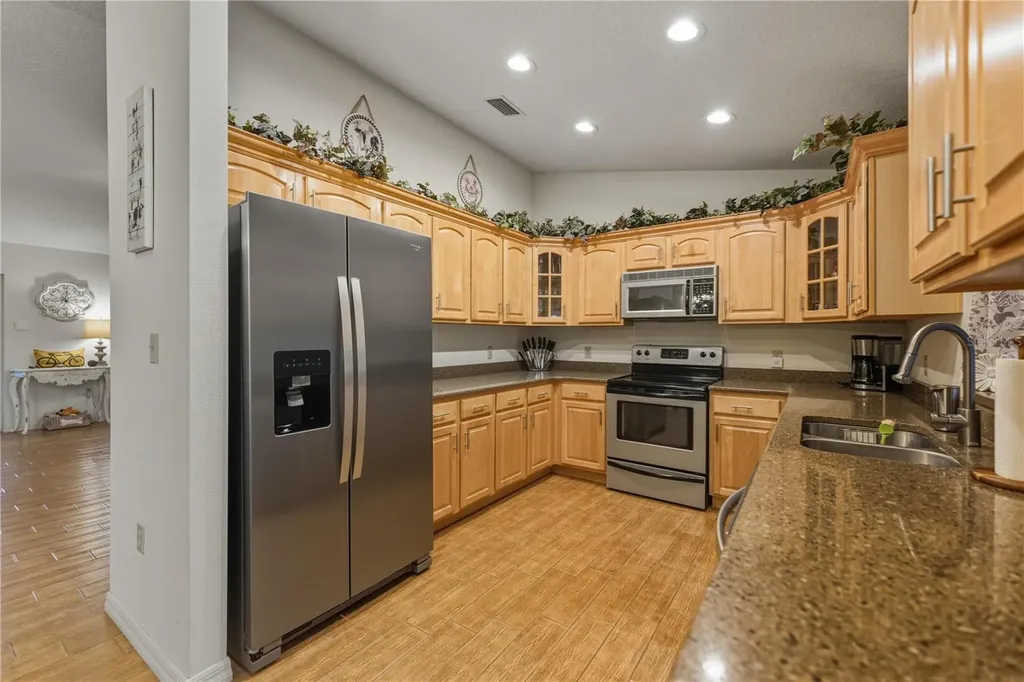 12028 S Pine Oak Terrace Floral City FL 34436