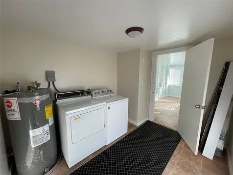 13950 SE Highway 42 Weirsdale FL 32195