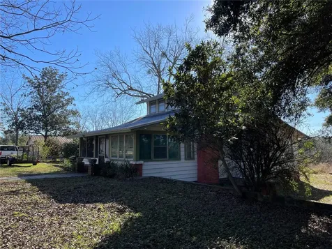13950 SE Highway 42 Weirsdale FL 32195