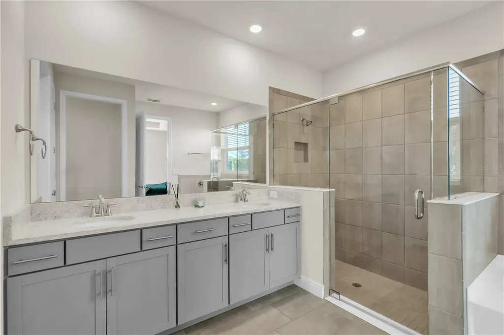 17718 Barley Drive Bradenton FL 34211