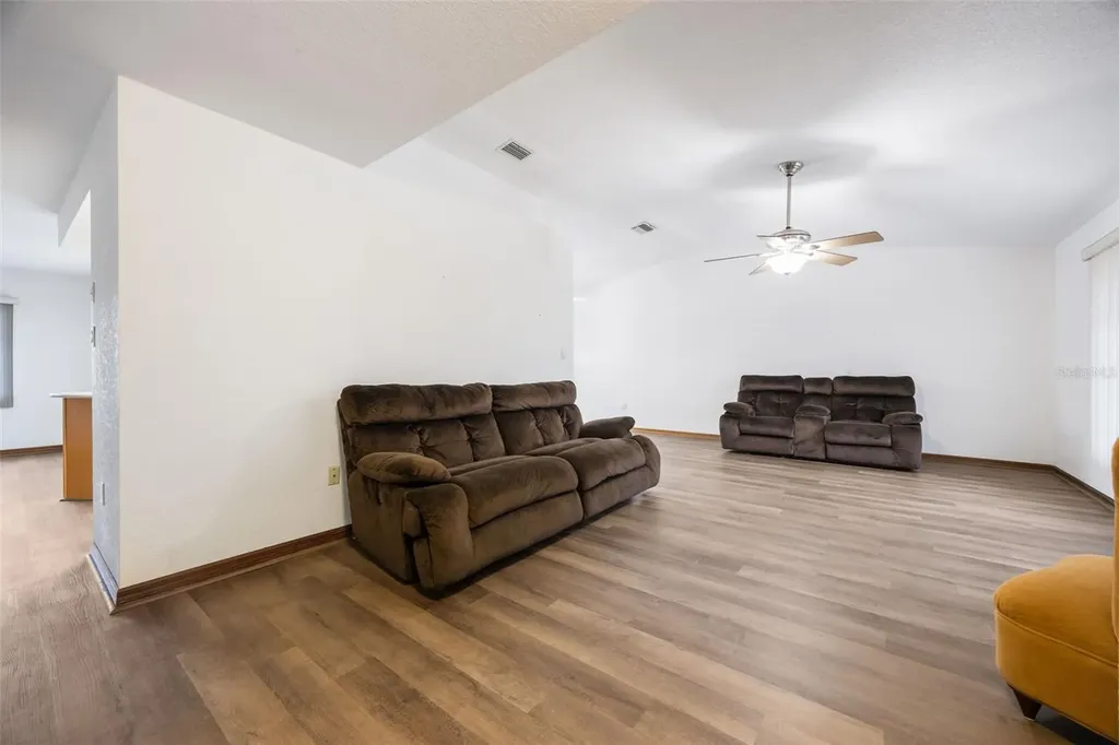 912 Columbia Terrace Port Charlotte FL 33948