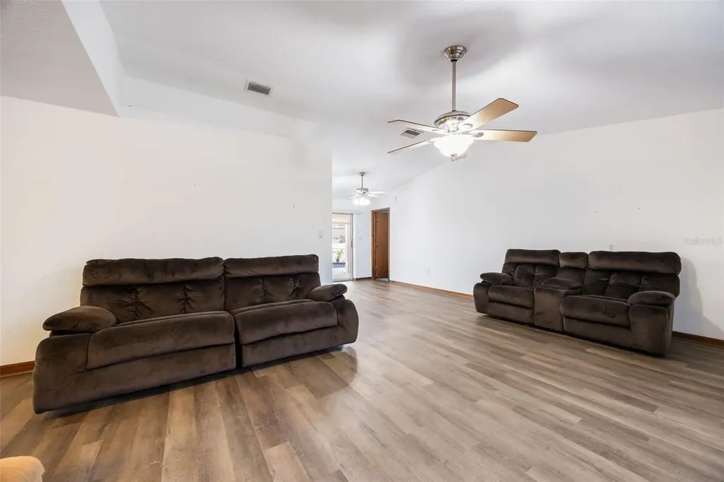 912 Columbia Terrace Port Charlotte FL 33948