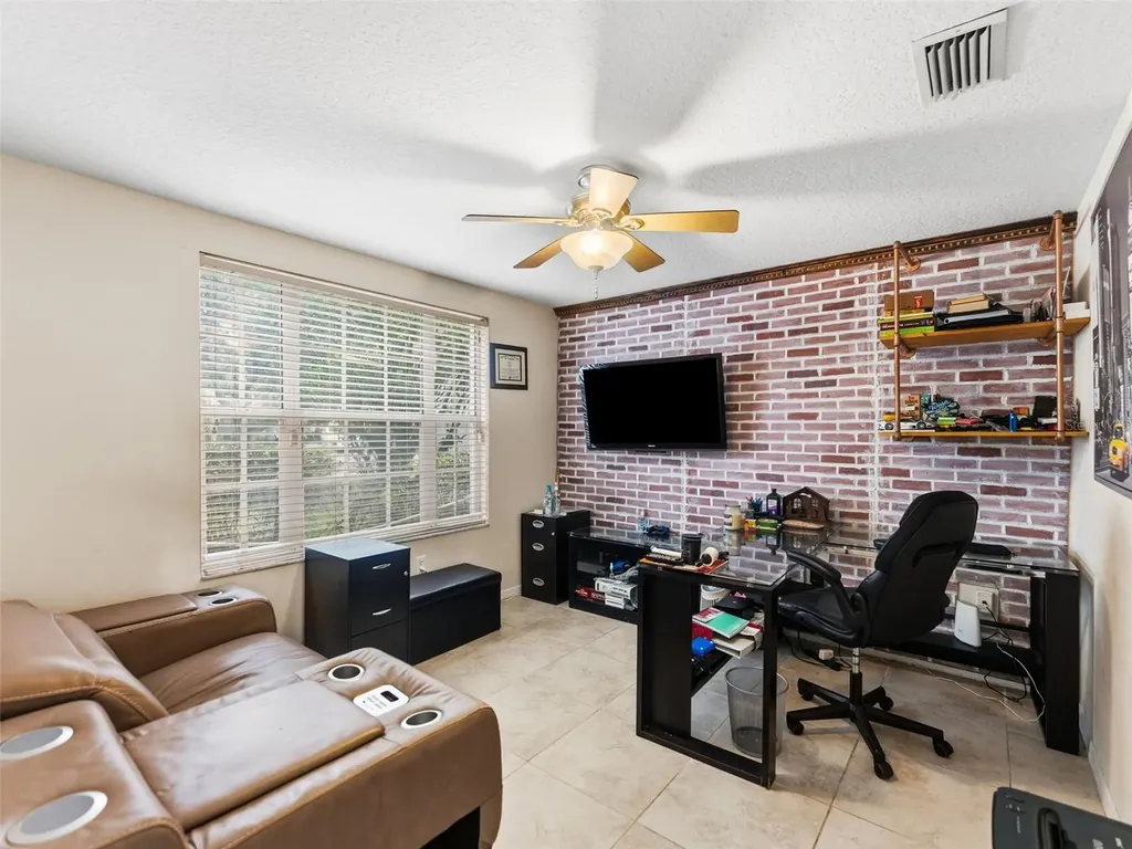 17704 Nathans Drive Tampa FL 33647