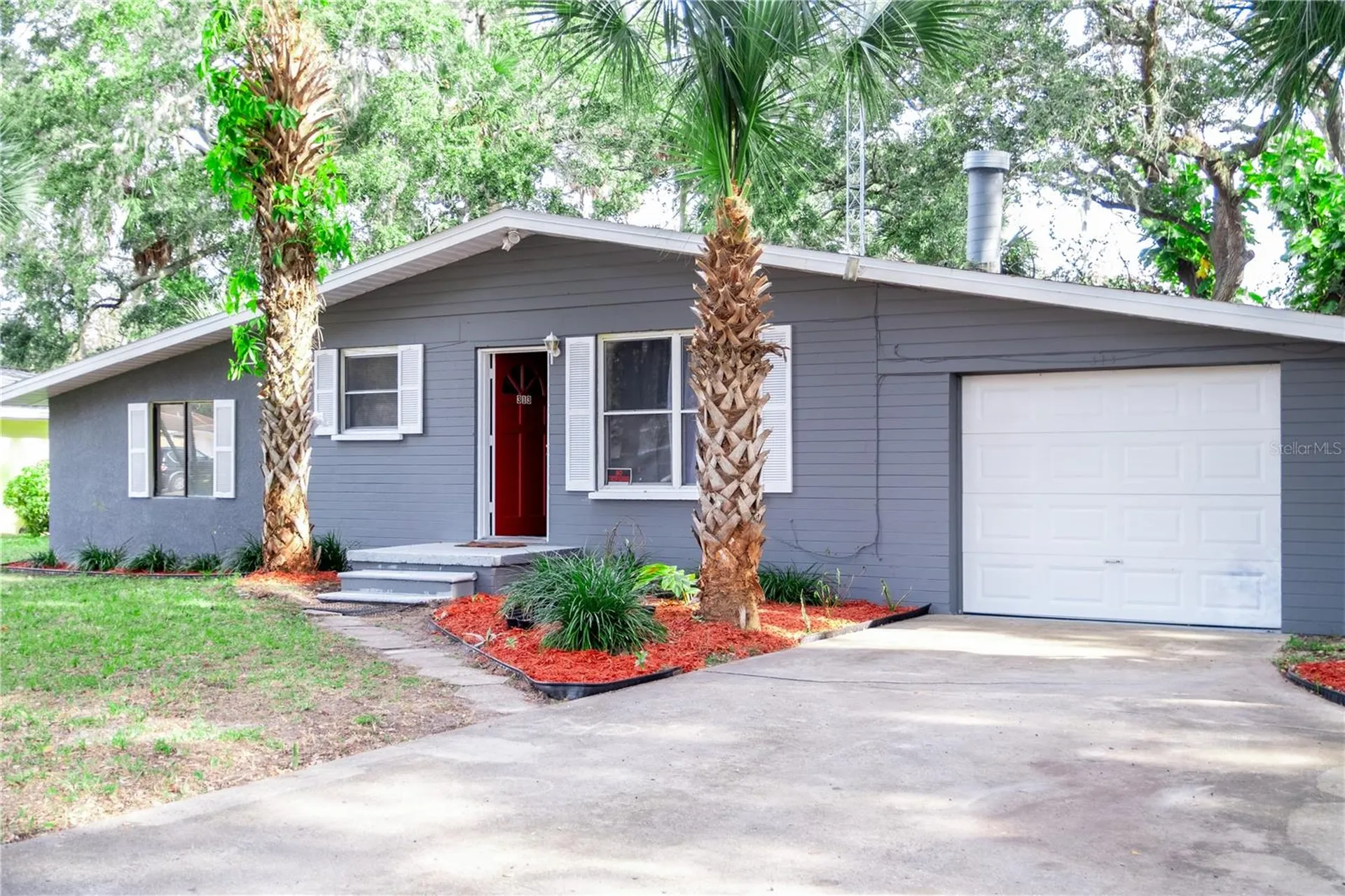 313 Center Avenue Daytona Beach FL 32117
