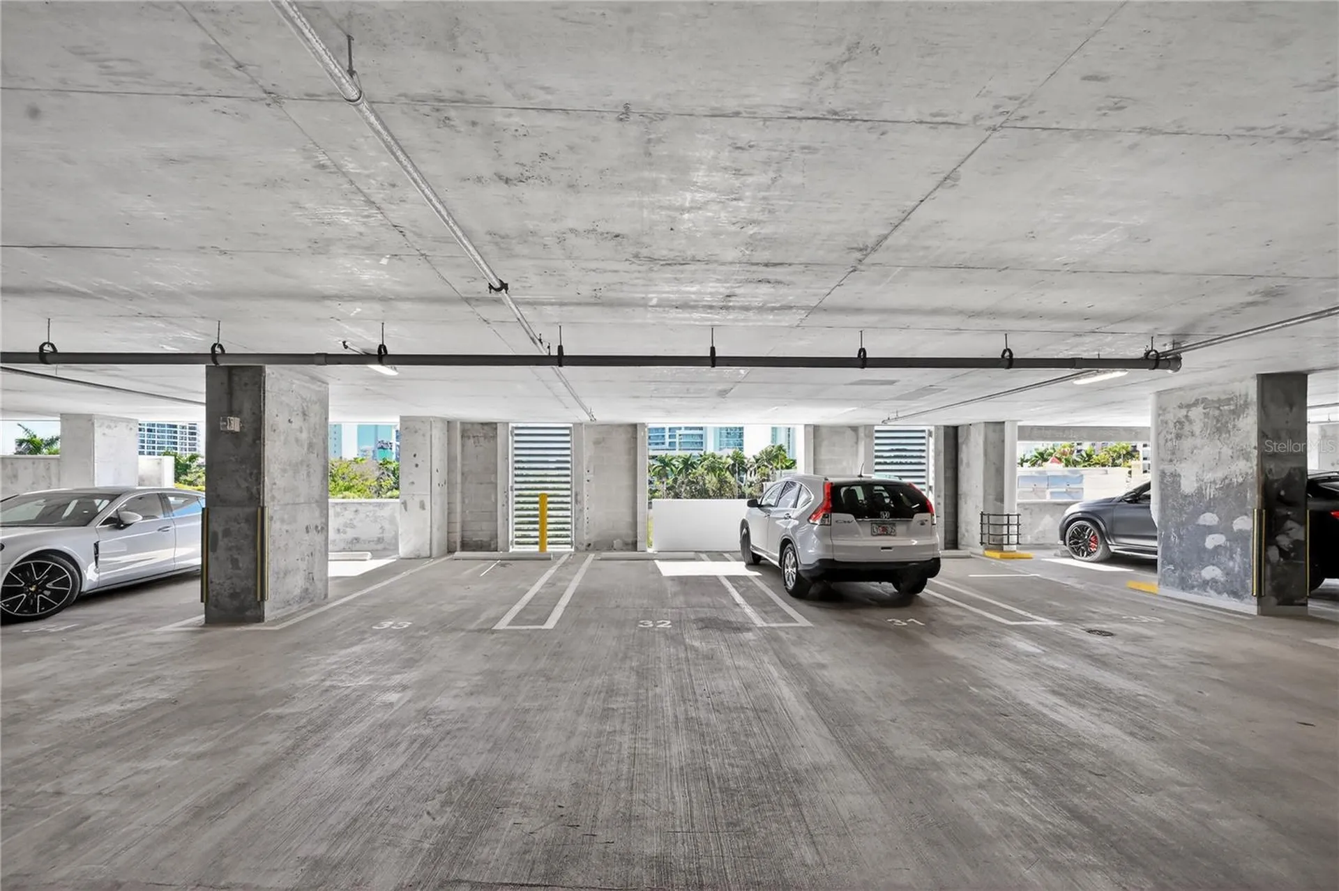 301 Quay Commons Sarasota FL 34236
