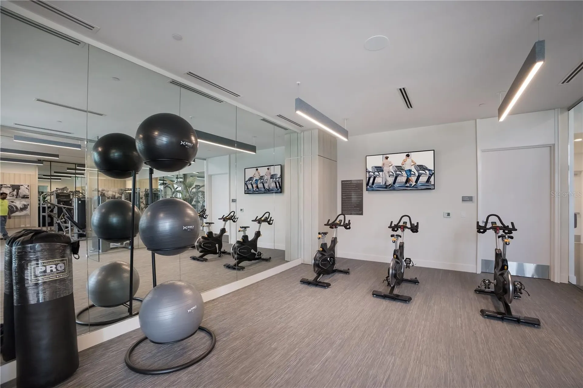 301 Quay Commons Sarasota FL 34236