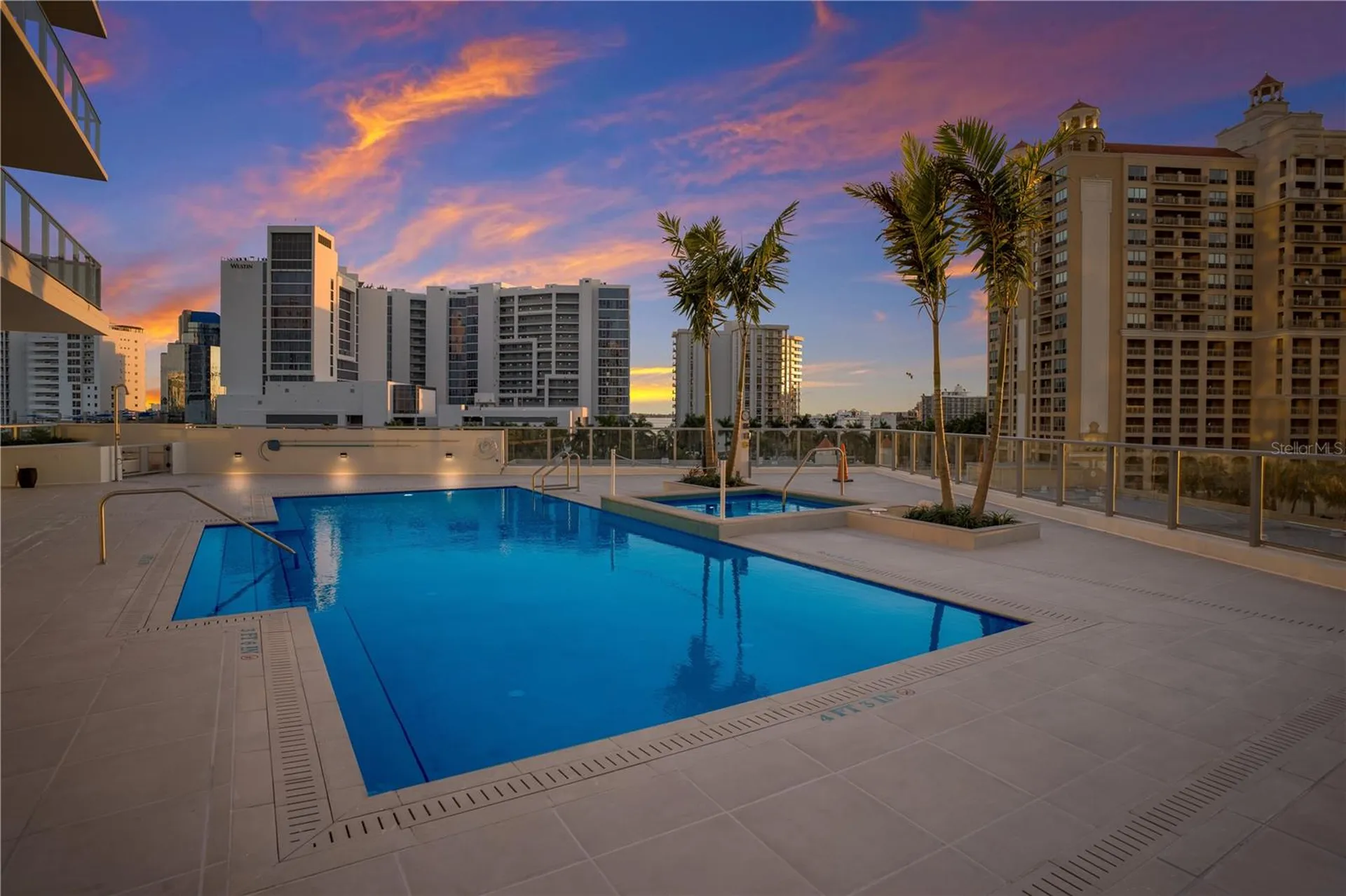 301 Quay Commons Sarasota FL 34236