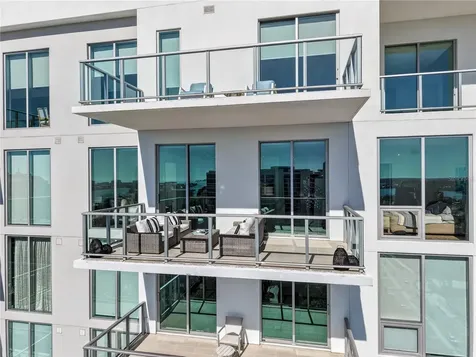 301 Quay Commons Sarasota FL 34236