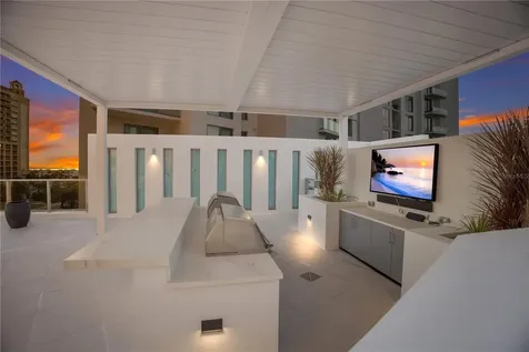 301 Quay Commons Sarasota FL 34236