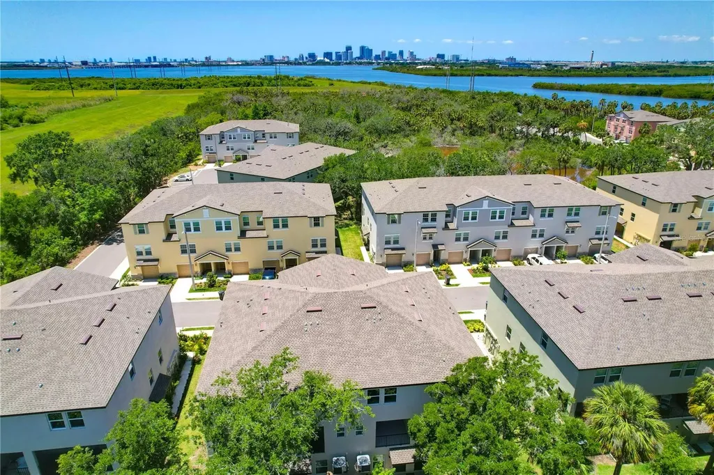 842 Tennyson Mill Circle Tampa FL 33619