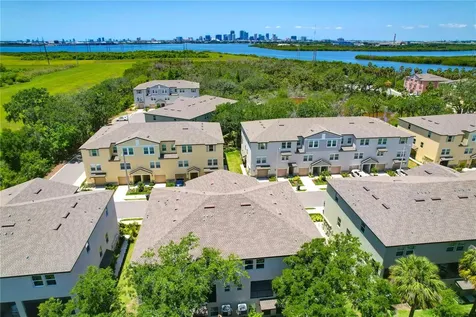 842 Tennyson Mill Circle Tampa FL 33619