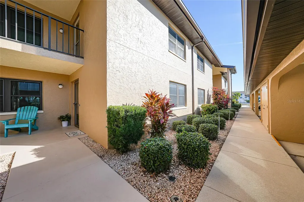 240 Lewis Circle Punta Gorda FL 33950