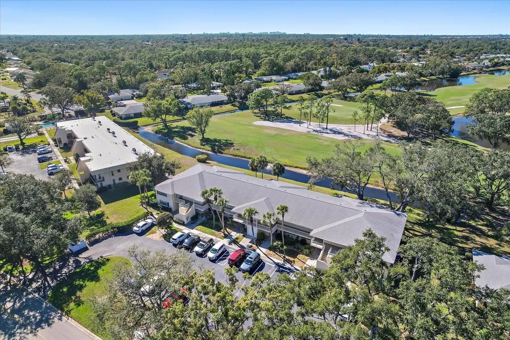 7860 Palm Aire Lane Sarasota FL 34243