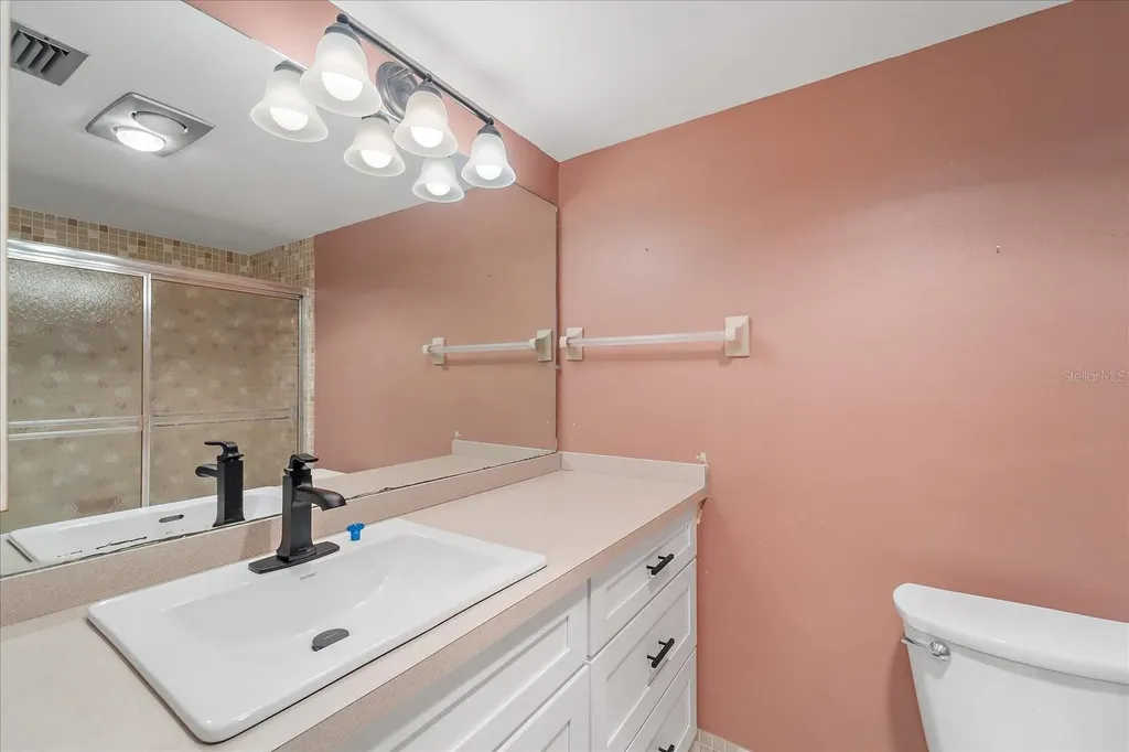 7860 Palm Aire Lane Sarasota FL 34243