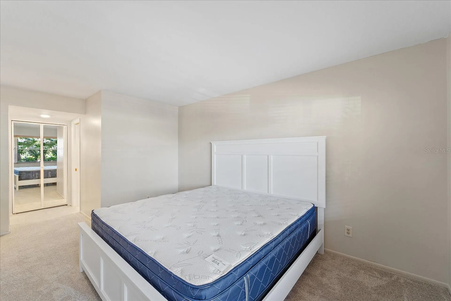 7860 Palm Aire Lane Sarasota FL 34243