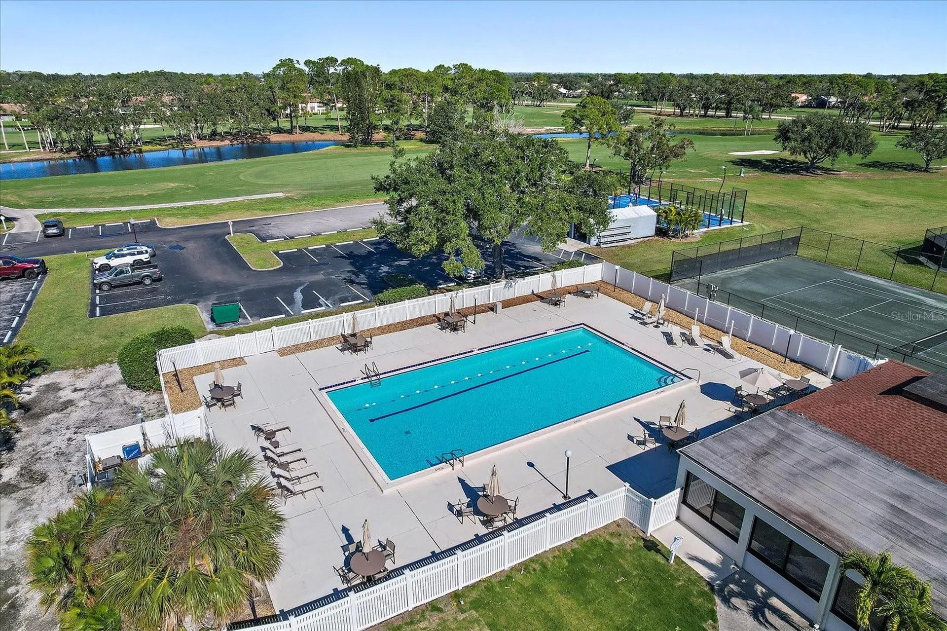 7860 Palm Aire Lane Sarasota FL 34243