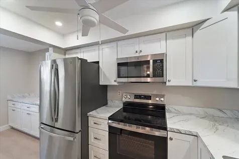 7860 Palm Aire Lane Sarasota FL 34243