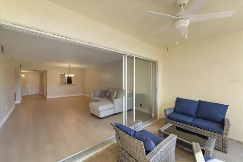 7860 Palm Aire Lane Sarasota FL 34243