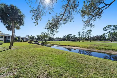 7860 Palm Aire Lane Sarasota FL 34243