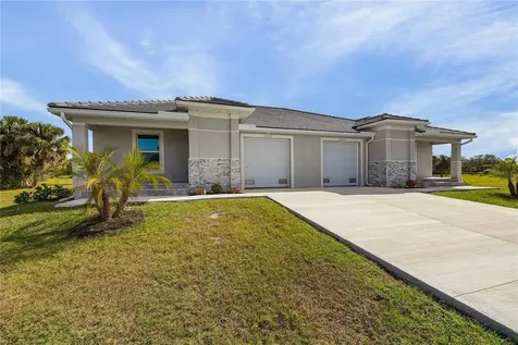 16810/16812 San Edmundo Road Punta Gorda FL 33955