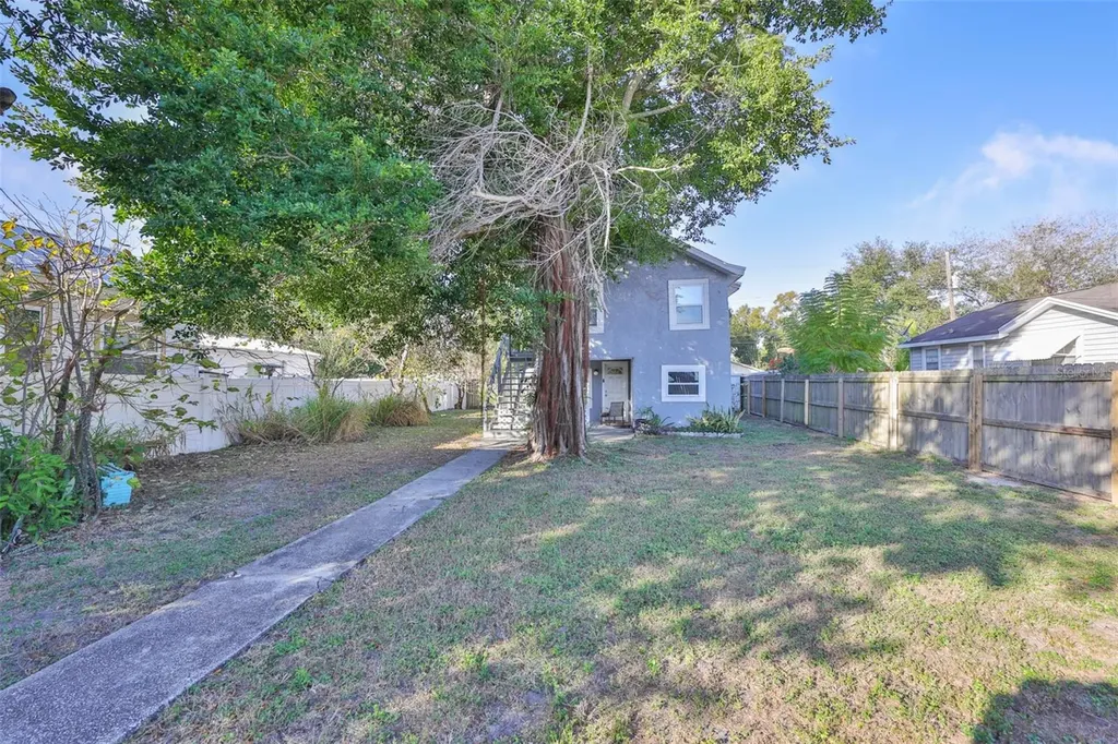 1208 17th Street N St Petersburg FL 33713