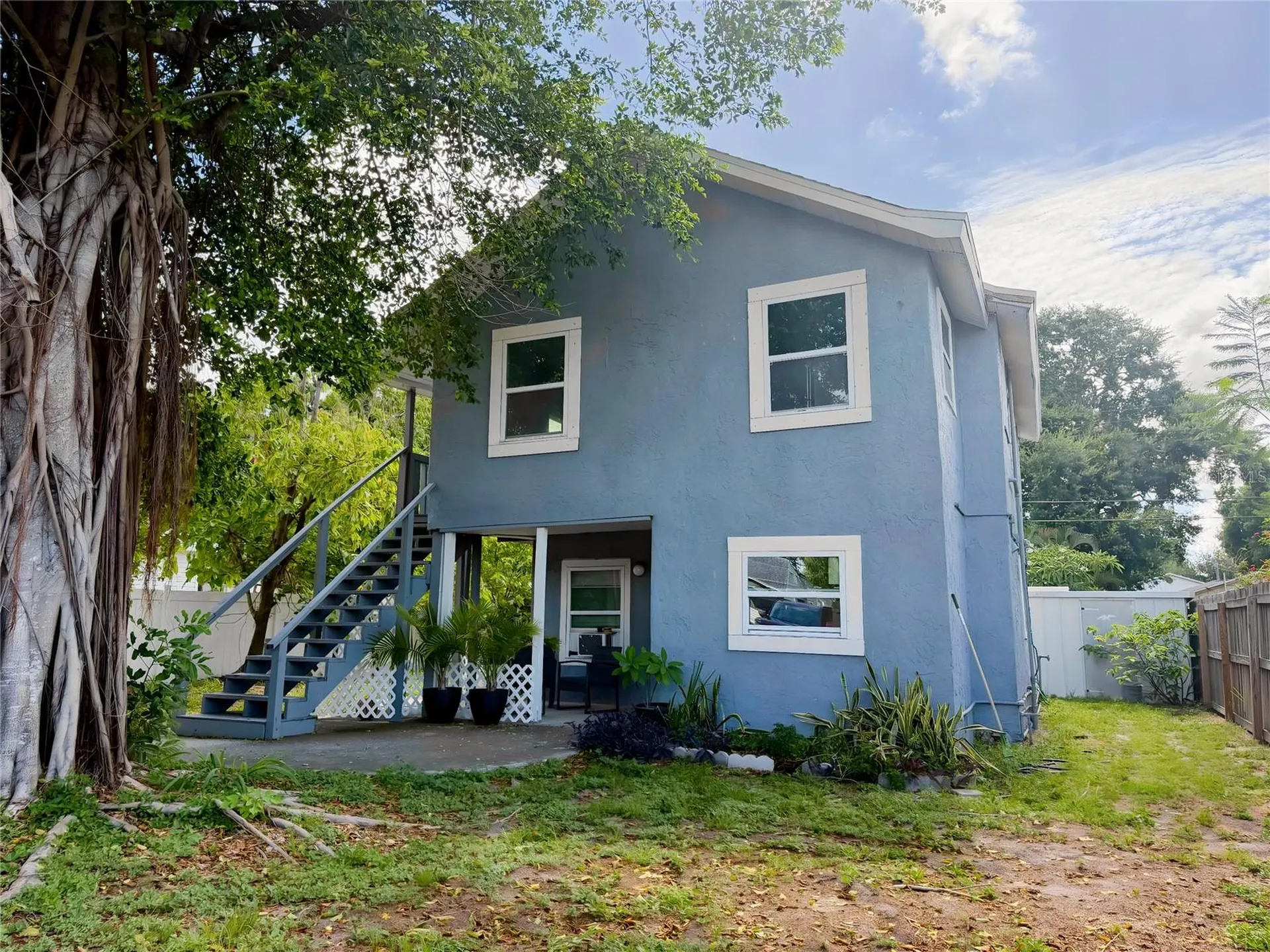 1208 17th St N St Petersburg FL 33713