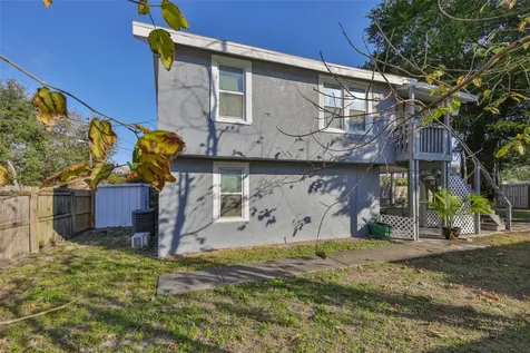 1208 17th St N St Petersburg FL 33713