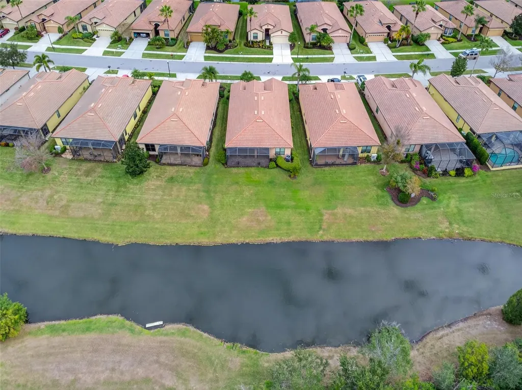 348 Cedar Falls Drive Apollo Beach FL 33572