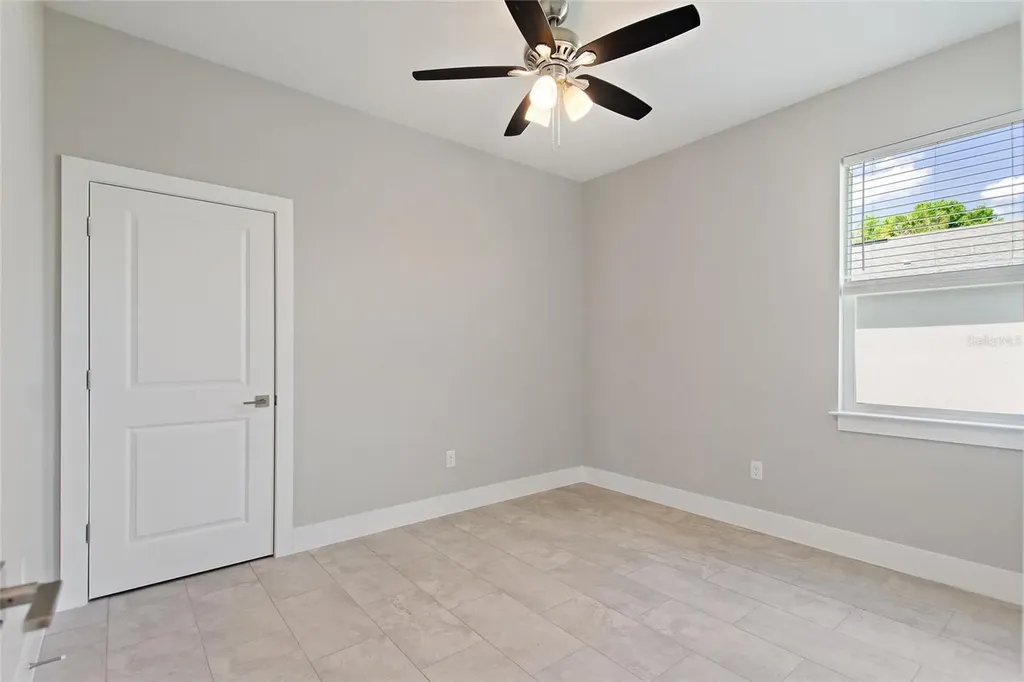 421 NE 19th Terrace Cape Coral FL 33909