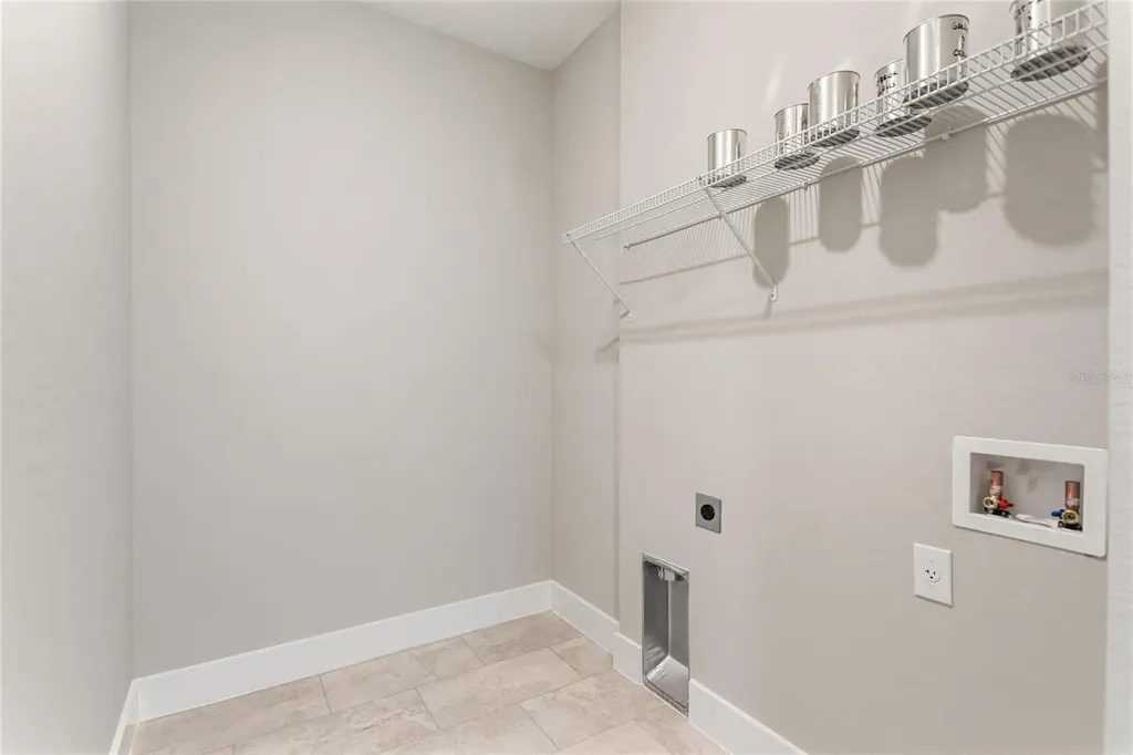 421 NE 19th Terrace Cape Coral FL 33909