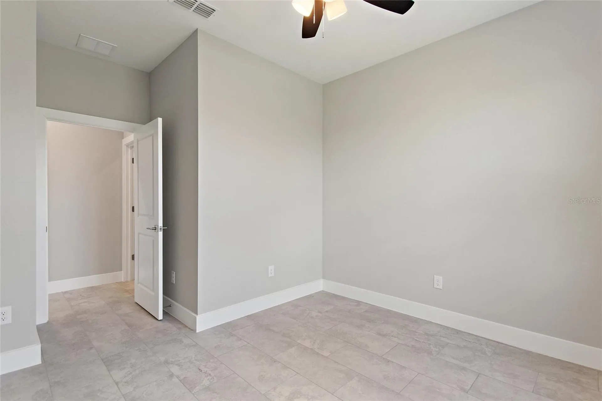 421 NE 19th Terrace Cape Coral FL 33909