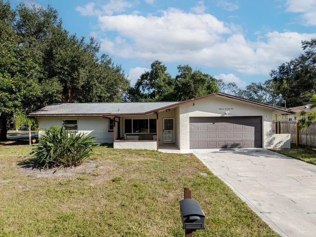 1971 Atlantis Drive Clearwater FL 33763