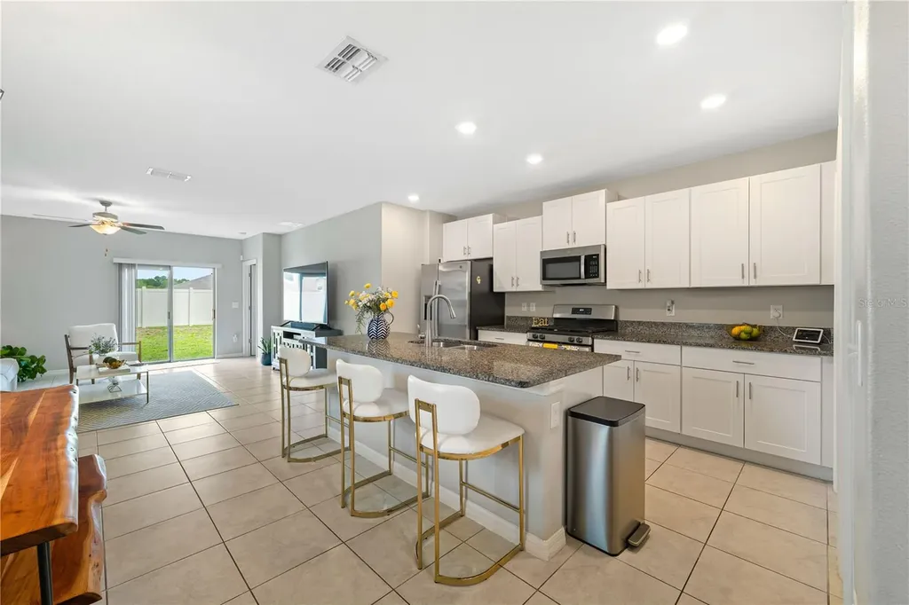 9448 Lemon Drop Loop Ruskin FL 33573