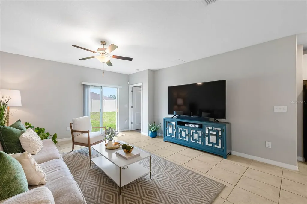 9448 Lemon Drop Loop Ruskin FL 33573