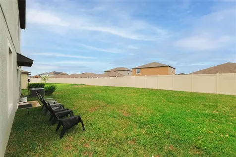 9448 Lemon Drop Loop Ruskin FL 33573