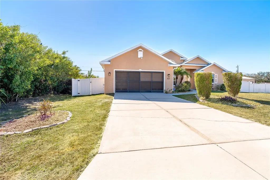 521 Grove Avenue NW Port Charlotte FL 33952