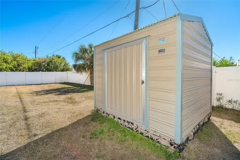 521 Grove Avenue NW Port Charlotte FL 33952